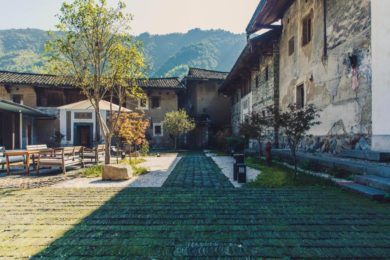 Tsingpu Tulou Retreat Hotel Zhangzhou Eksteriør billede