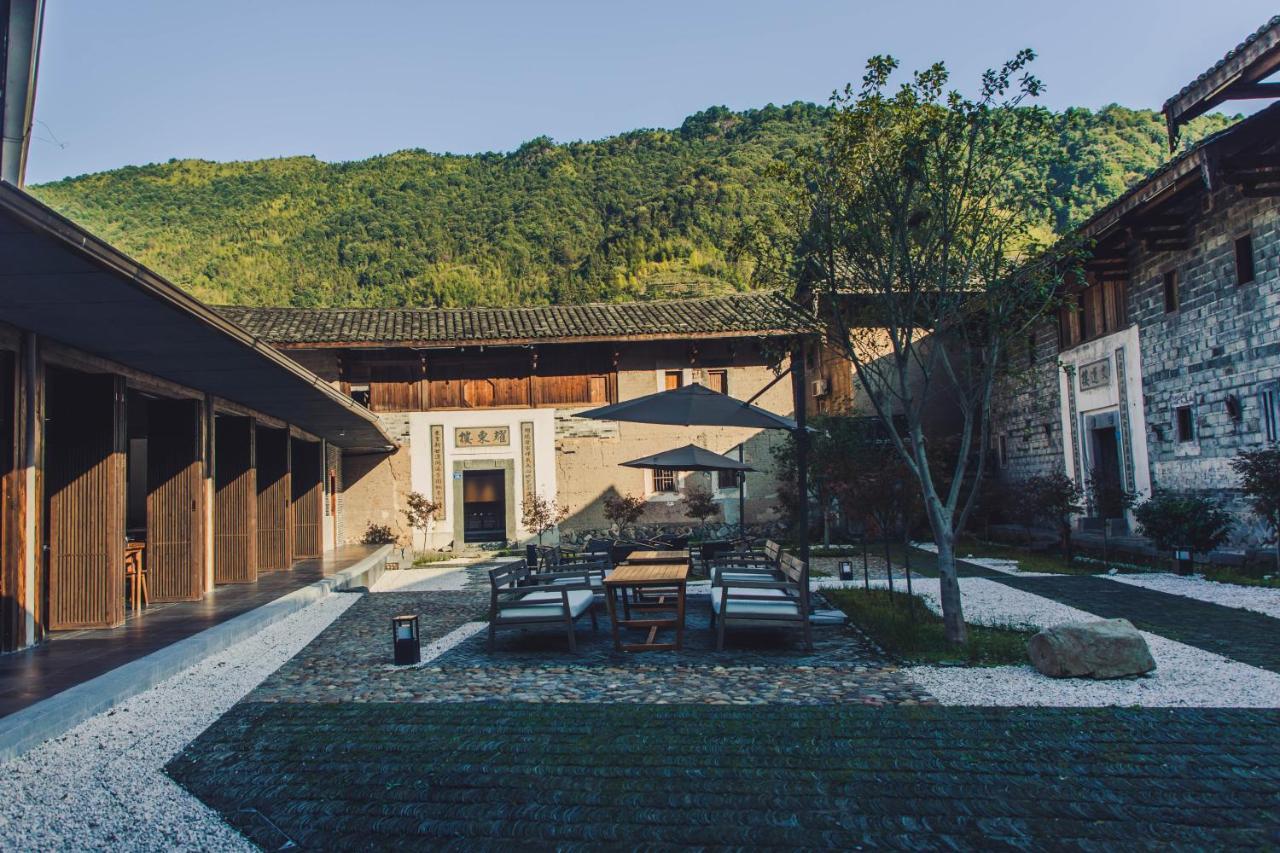 Tsingpu Tulou Retreat Hotel Zhangzhou Eksteriør billede