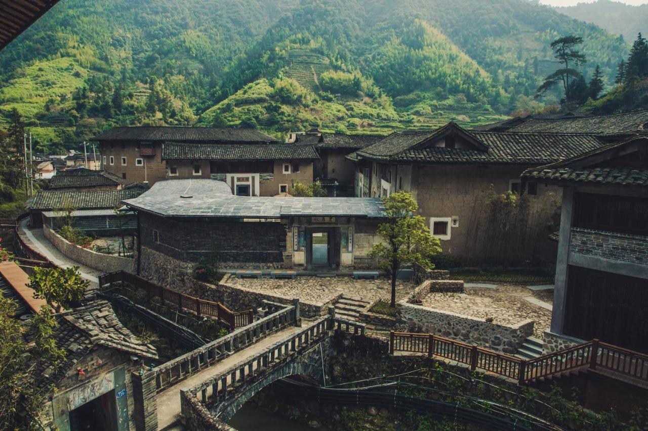 Tsingpu Tulou Retreat Hotel Zhangzhou Eksteriør billede